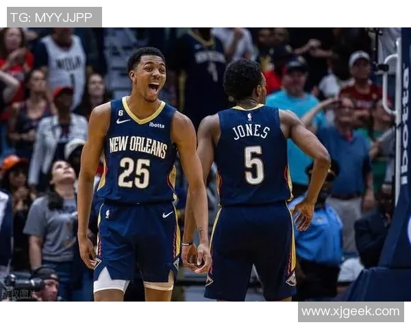 赫伯特琼斯的篮球之路与个人成长故事探讨